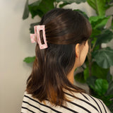 Griffe de cheveux pour les amoureux des dames