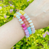 Bracelet extensible à boules semi-précieuses