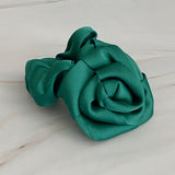 Coletero con rosas de satén de Art Of Work