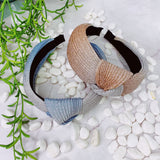 Diadema con pliegues brillantes