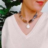 Collier de perles baroques glamour de l'Upper East