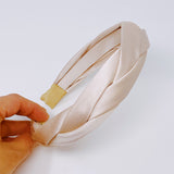 Diadema trenzada de seda satinada