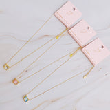 Collar con colgante cuadrado dulce