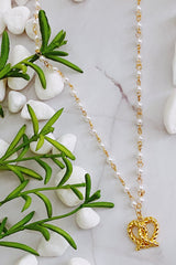 Collar con colgante de amor de pretzel