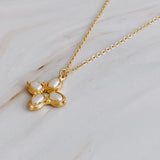 Collier Croix Perle Carrée
