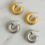 Boucles d'oreilles créoles pour tout le corps en plis