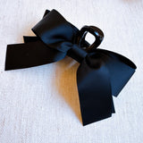 Gross-Grain-Bow-Hair-Claw-black