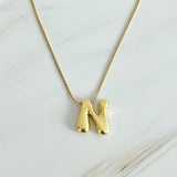 Collier initial lettre ballon