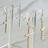 Pendientes colgantes con cruz de perlas