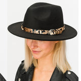 Sombrero Fedora con banda de leopardo