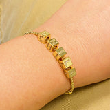Pulsera con dijes de rodar los dados