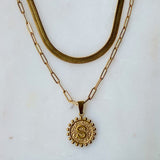 Collier initial à double chaîne