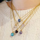 Collier pendentif en pierre semi-précieuse de méditation