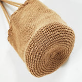 Tote de punto con borde festoneado