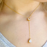 Collar con gota de brillo superior