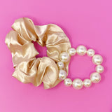 Ensemble chouchou en perles et satin