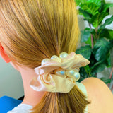 Ensemble chouchou en perles et satin