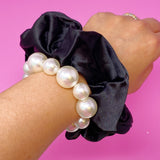 Ensemble chouchou en perles et satin