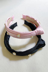 Diadema con adornos de corazón de Liz