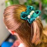 Ensemble chouchou en perles et satin