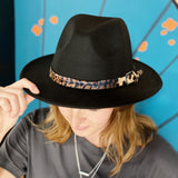 Sombrero Fedora con banda de leopardo