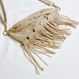 Sac à bandoulière frangé ou non