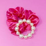 Ensemble chouchou en perles et satin