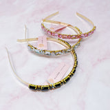 Diadema de diamantes en fila