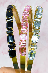 Diadema de diamantes en fila