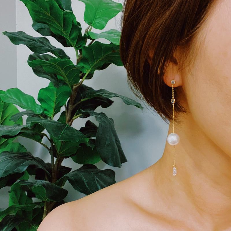 Dainty Jewel Bold Pearl Drop Earrings