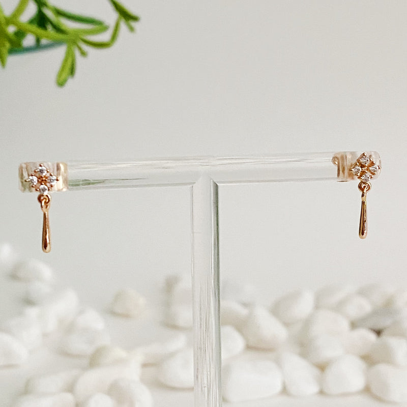 Mini boucles d'oreilles pendantes scintillantes