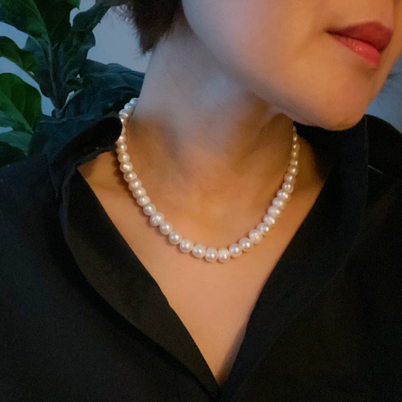 Collar De Perlas Con Colgante OT Y Cierre De Palanca - Estilo Boho Vintage, Color Dorado, Ajustable Y Hecho A Mano