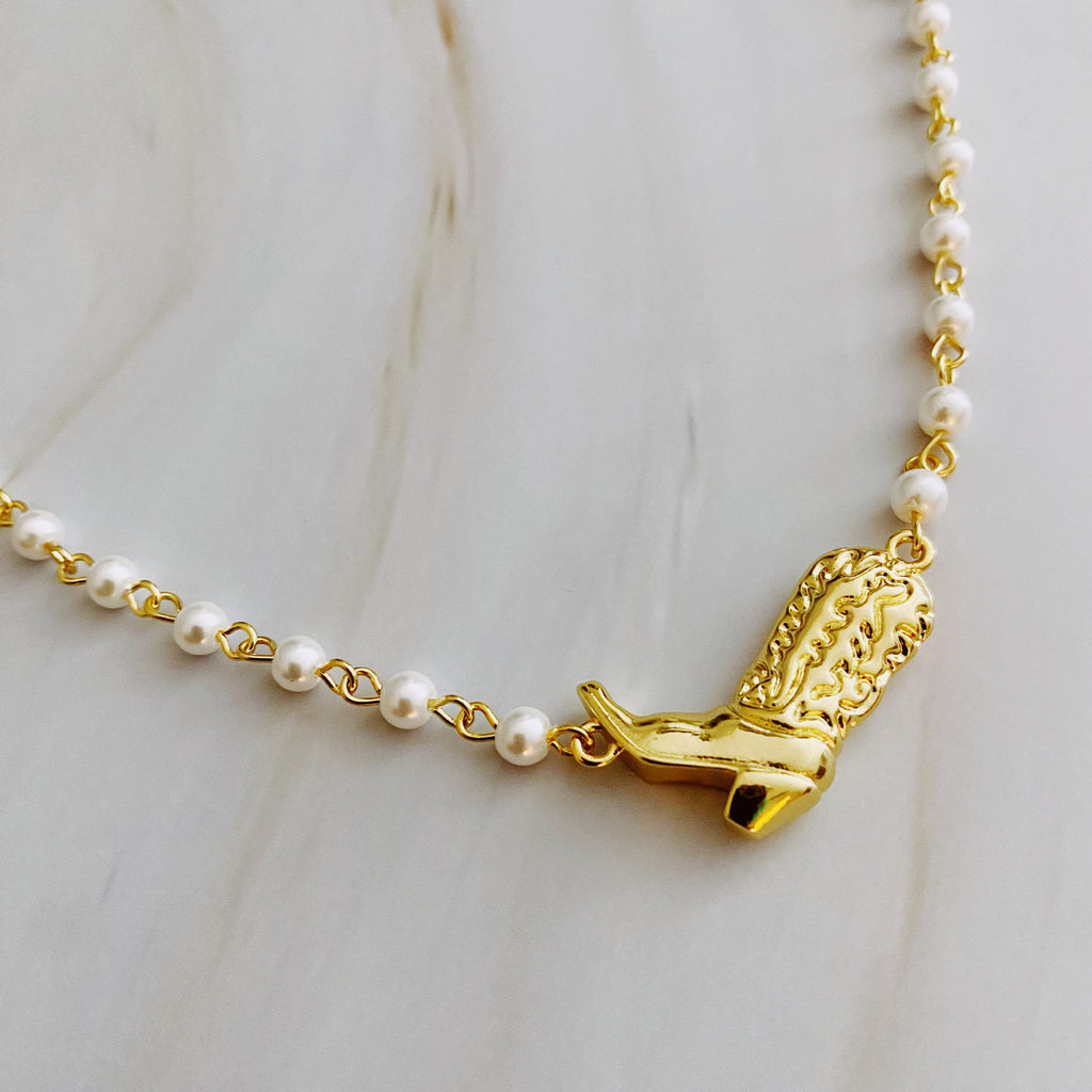 Cowgirl Boot Pearl Chain Necklace – Ellisonyoung.com