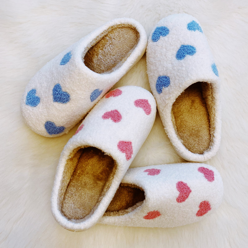 Pantuflas cómodas y acogedoras con forma de corazón