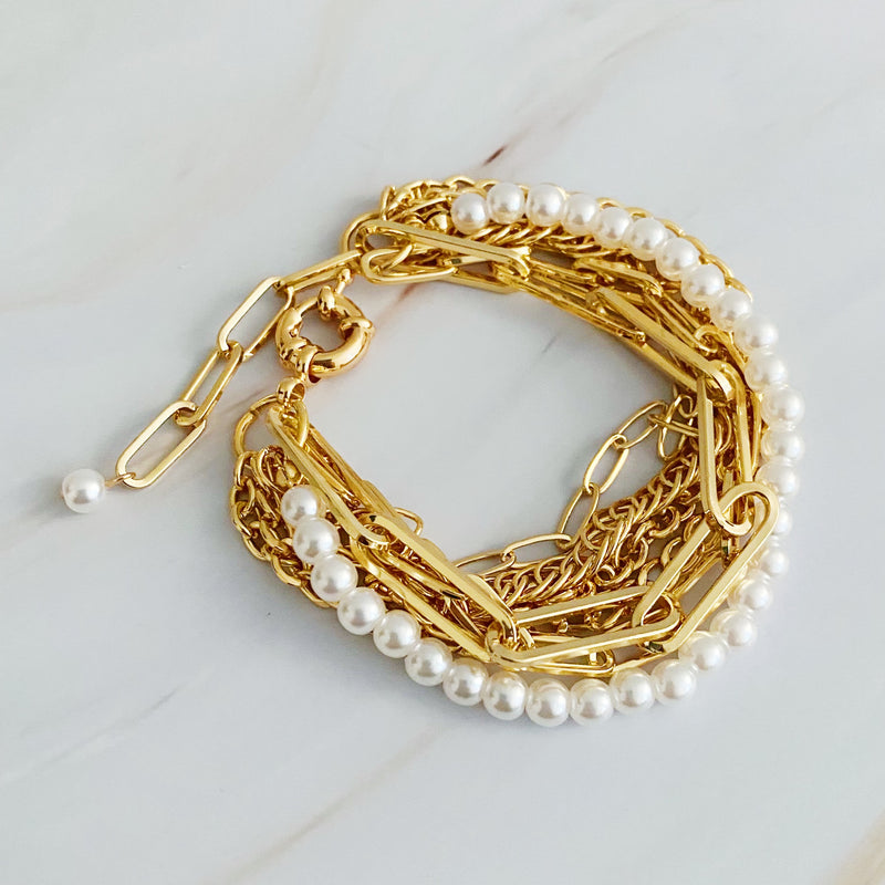 Bracelet multi-chaînes et perles