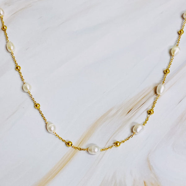 Ashley Freshwater pearl Necklace