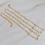 Collier à longue chaîne avec mini perles et mini étoiles