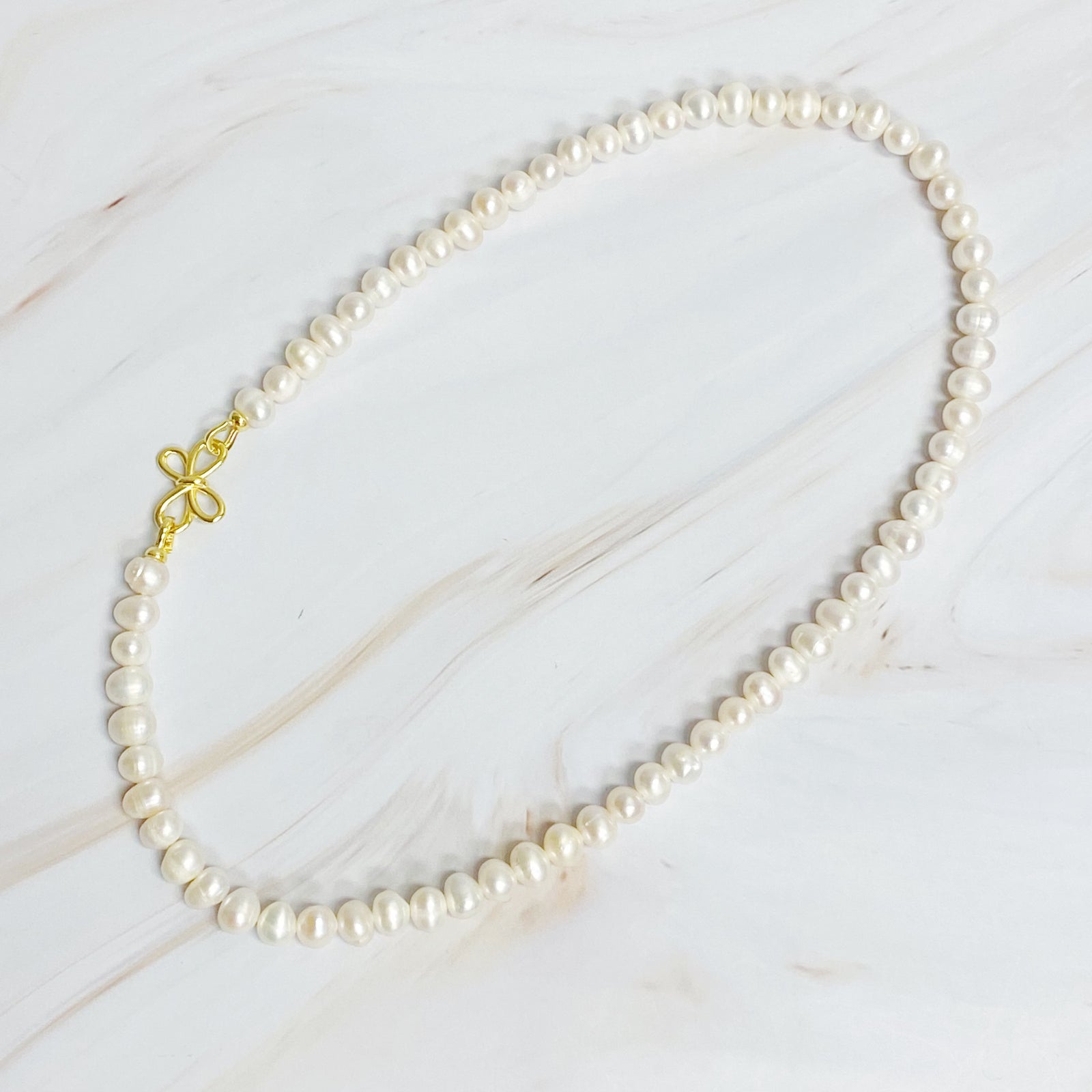 Clover Clasp Genuine Pearl Necklace – Ellisonyoung.com