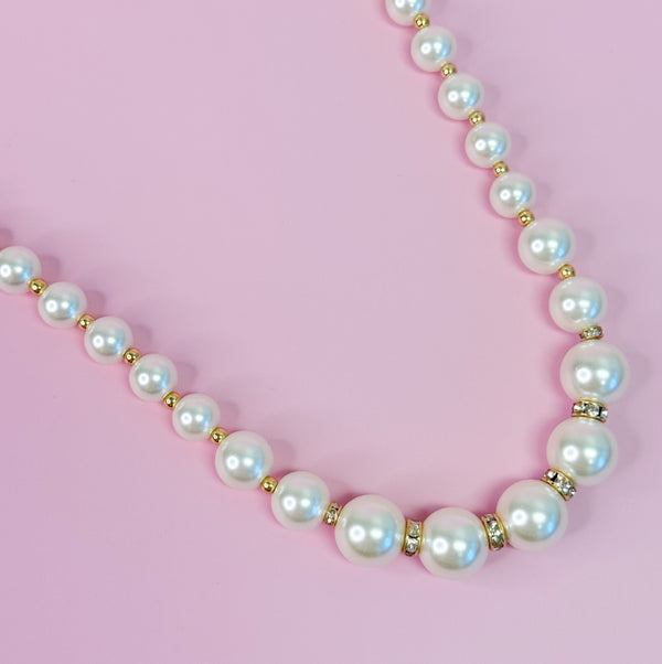Collier de perles glamour graduées