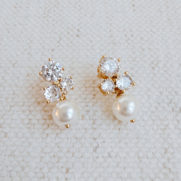 Golden-Sparkle-Pearl-Drop-Earrings