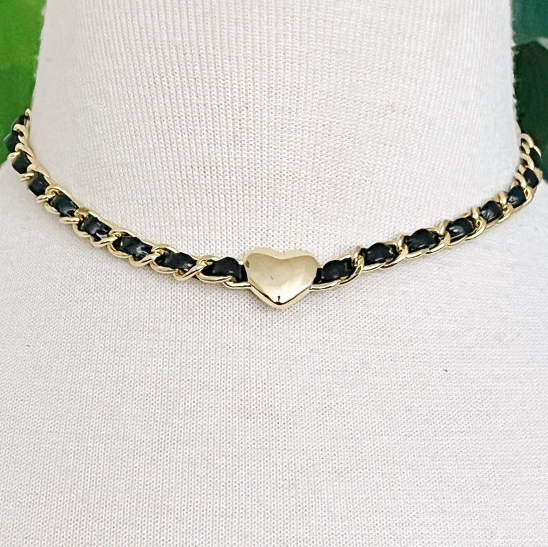 Edgy Heart Chain Choker Necklace