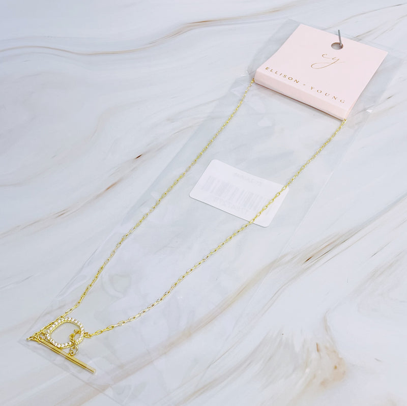 Amelia Dainty Toggle Necklace