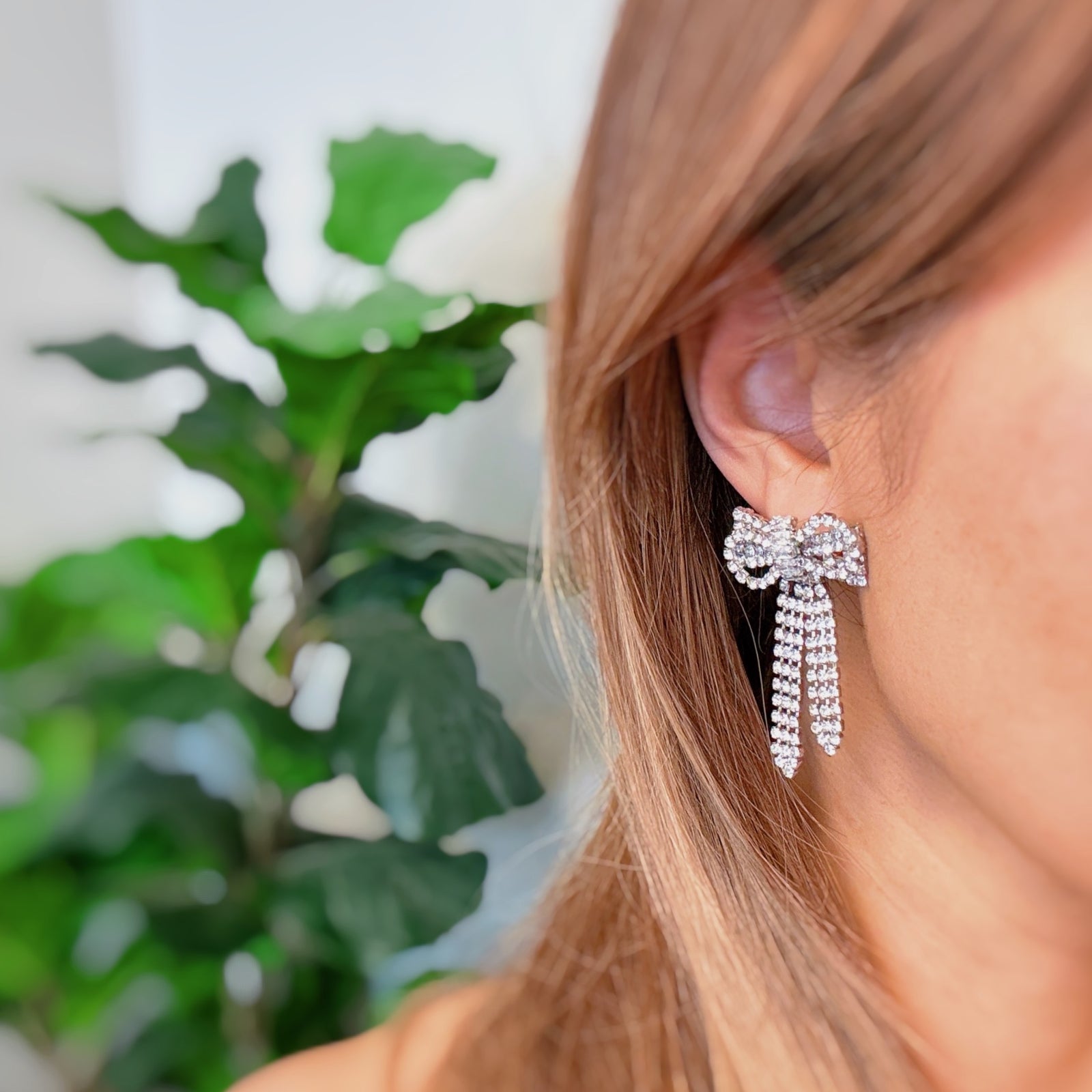 Perfectly Tied Bow Shine Earrings – Ellisonyoung.com