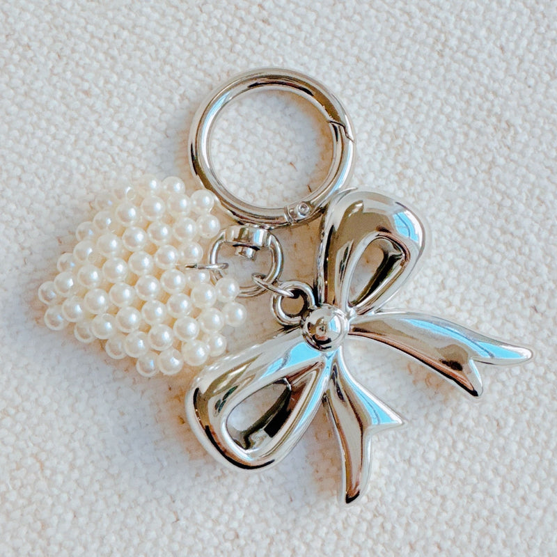 Knitted Pearl Heart Silver Bow Bag Charm