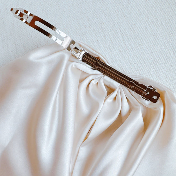 Mighty Bow Bride Hair Clip