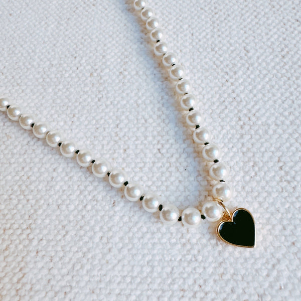 Silky-Thread-Heart-Charm-Necklace