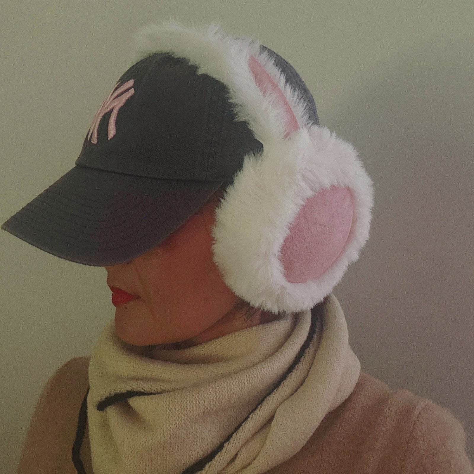 Snow Bunny Foldable Earmuffs – Ellisonyoung.com