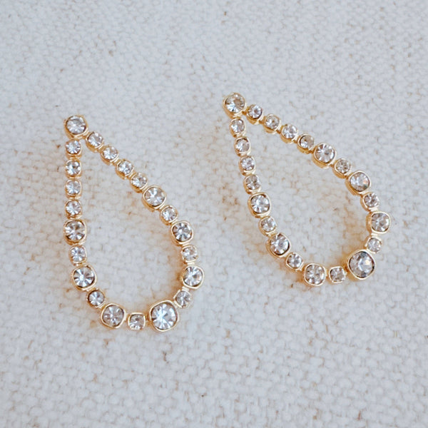 Sparkle-Teardrop-Shaped-Earrings