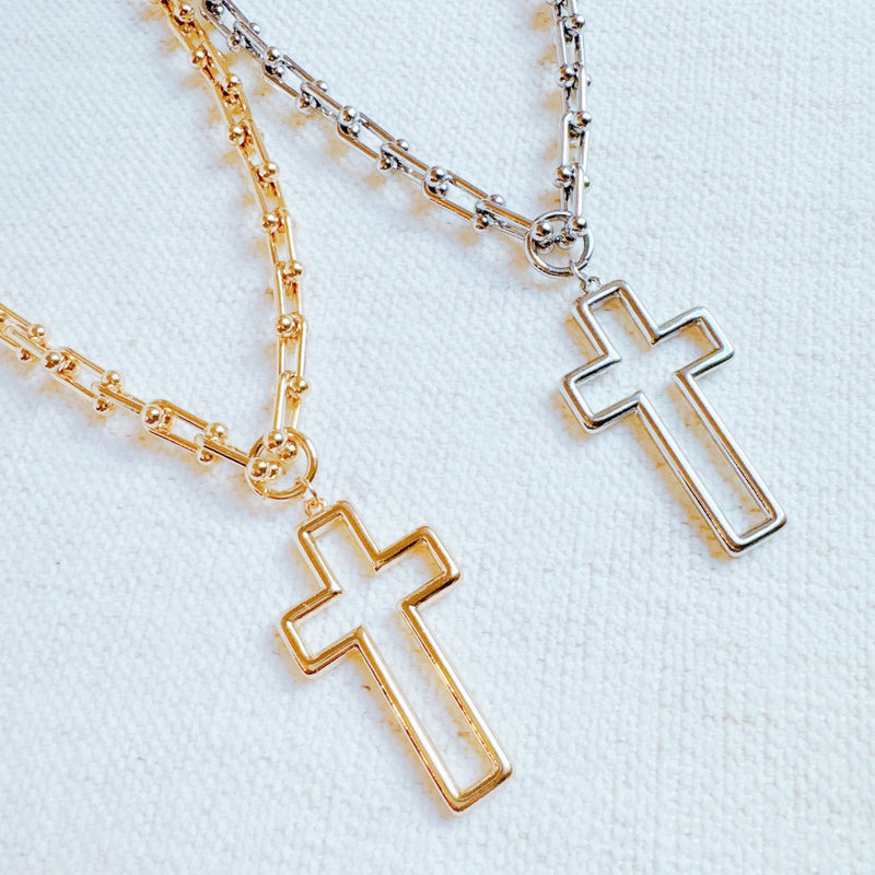 Stylish-Cross-Pendant-U-Chain-Necklace