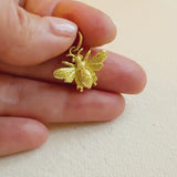 Bee The Queen Seamless Clip Charm